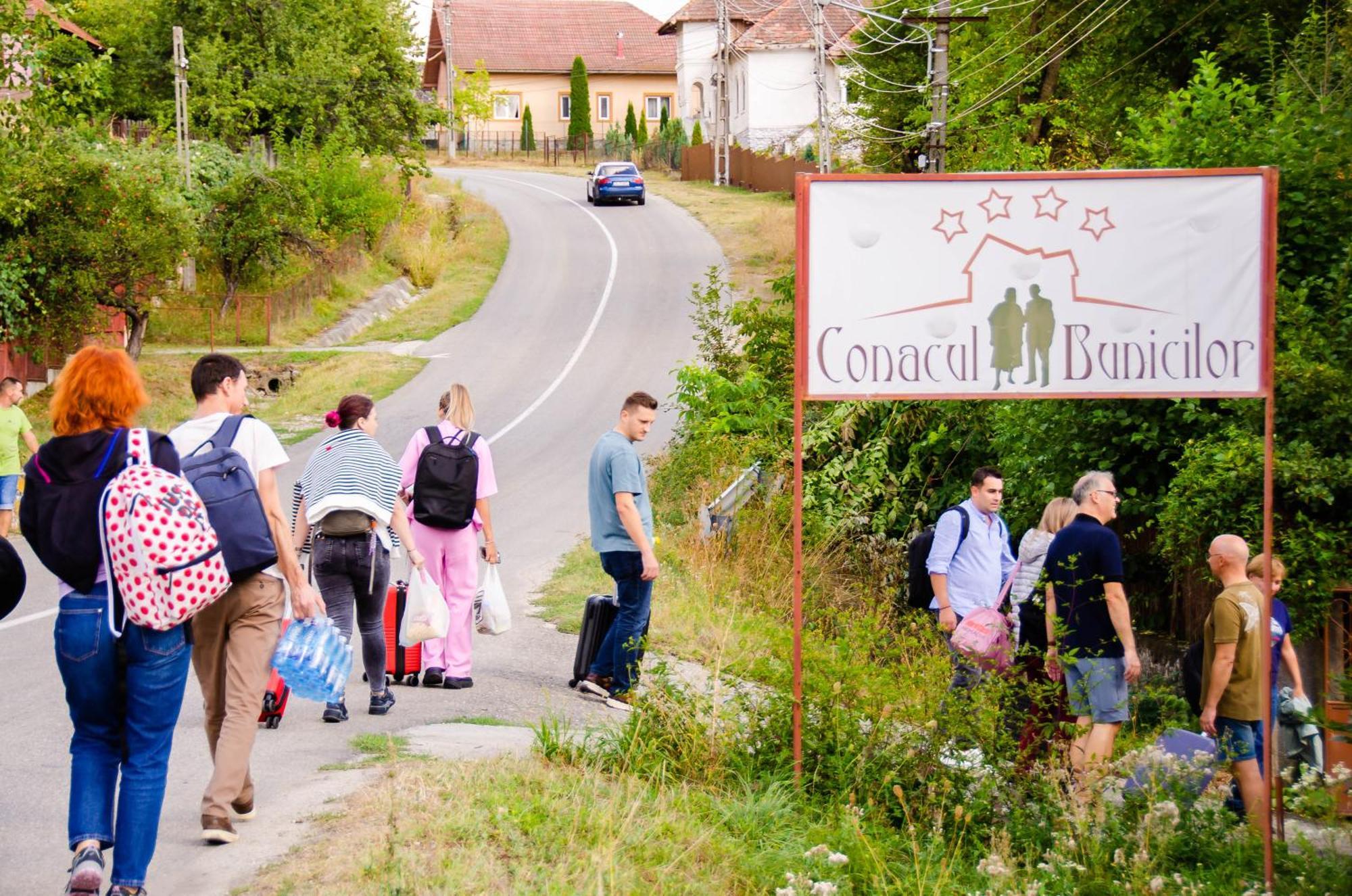 Conacul Bunicilor Hotel Novaci Екстериор снимка