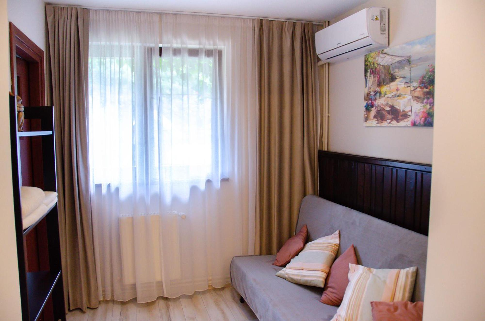 Conacul Bunicilor Hotel Novaci Екстериор снимка