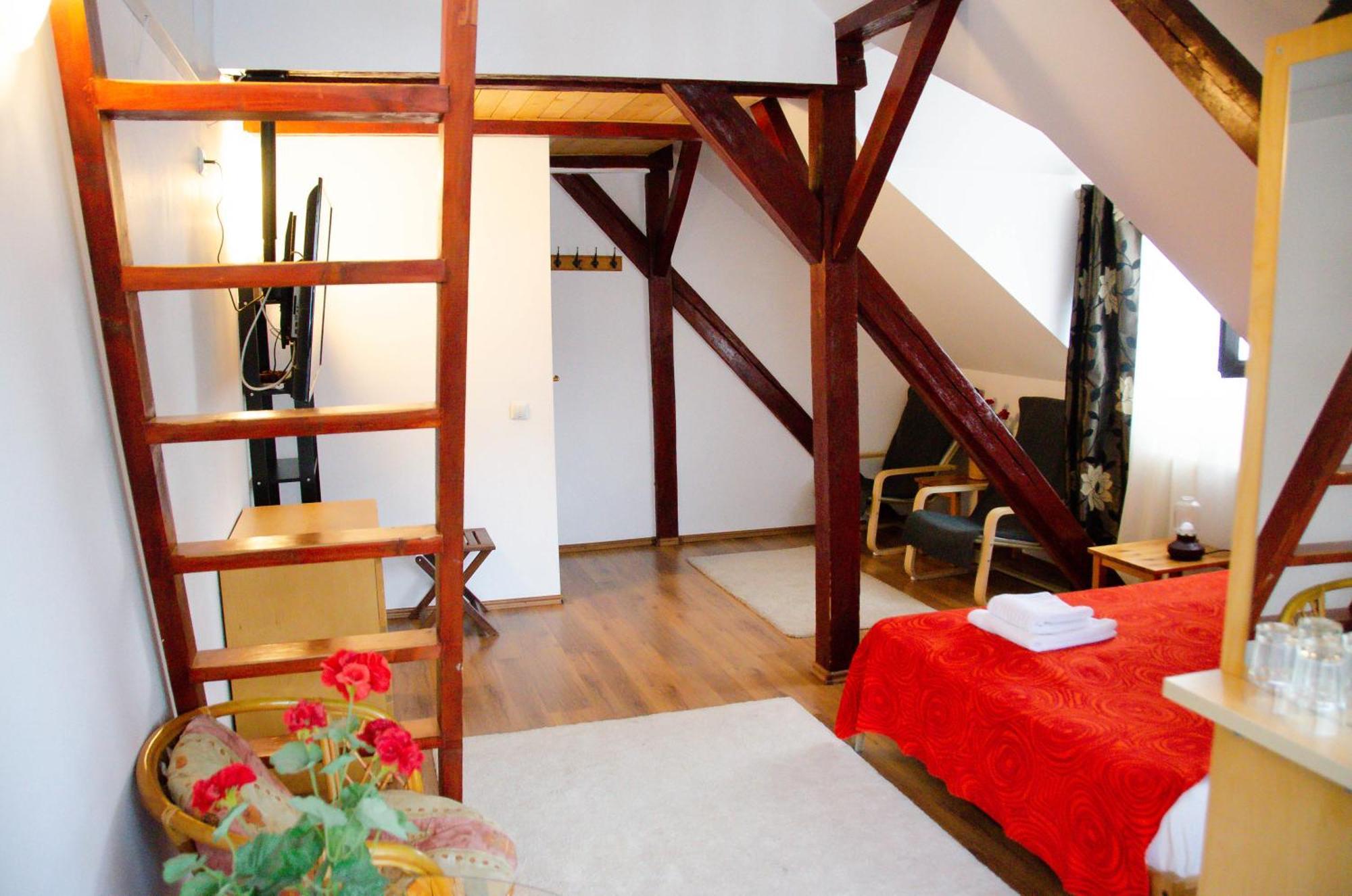 Conacul Bunicilor Hotel Novaci Екстериор снимка
