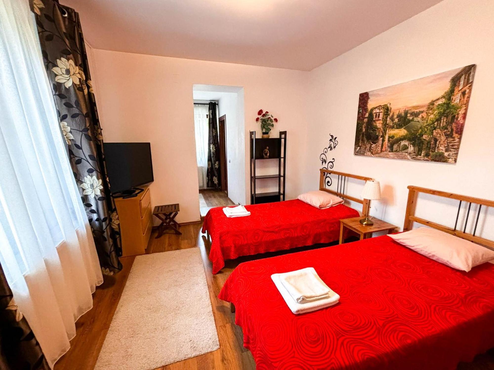 Conacul Bunicilor Hotel Novaci Екстериор снимка