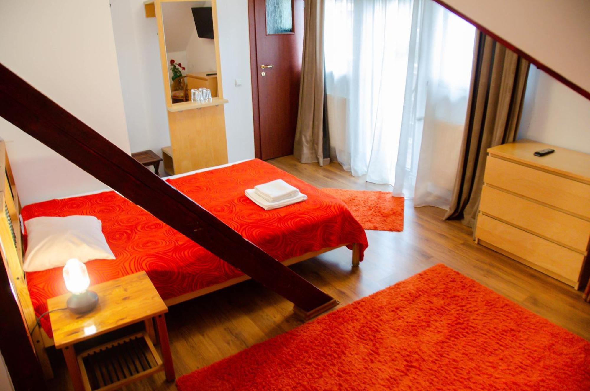 Conacul Bunicilor Hotel Novaci Екстериор снимка