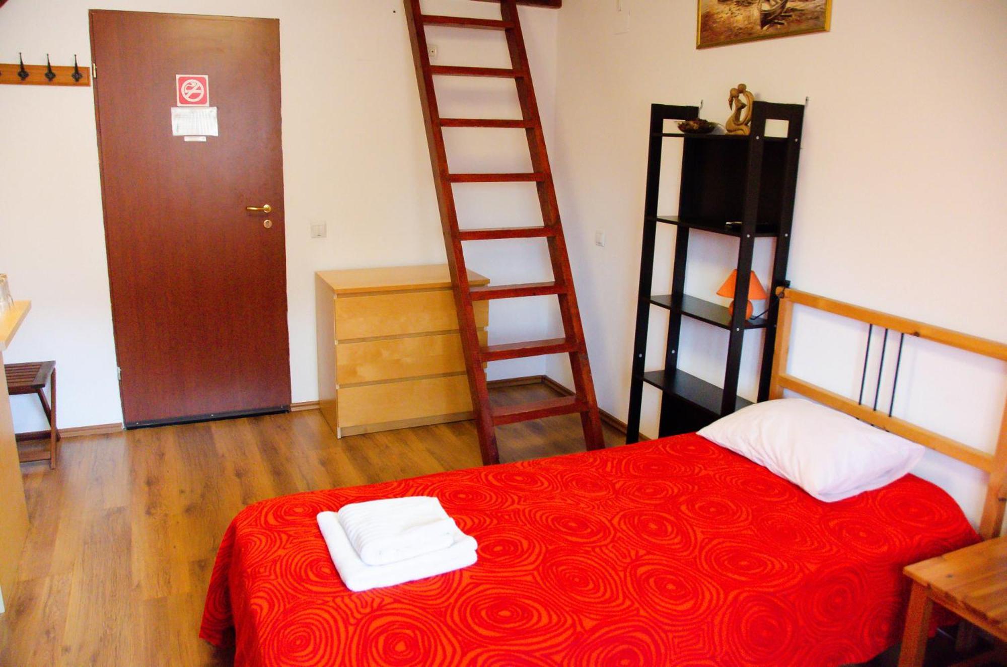 Conacul Bunicilor Hotel Novaci Екстериор снимка