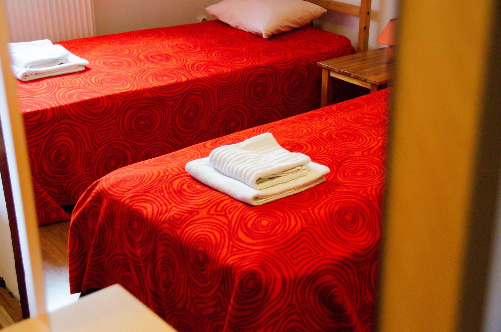 Conacul Bunicilor Hotel Novaci Екстериор снимка
